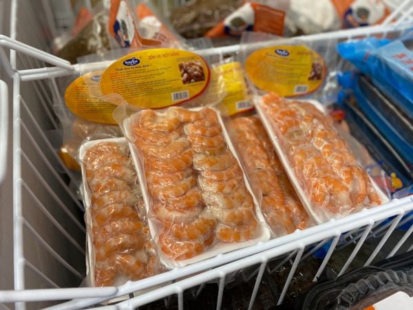 Tôm He Một Nắng